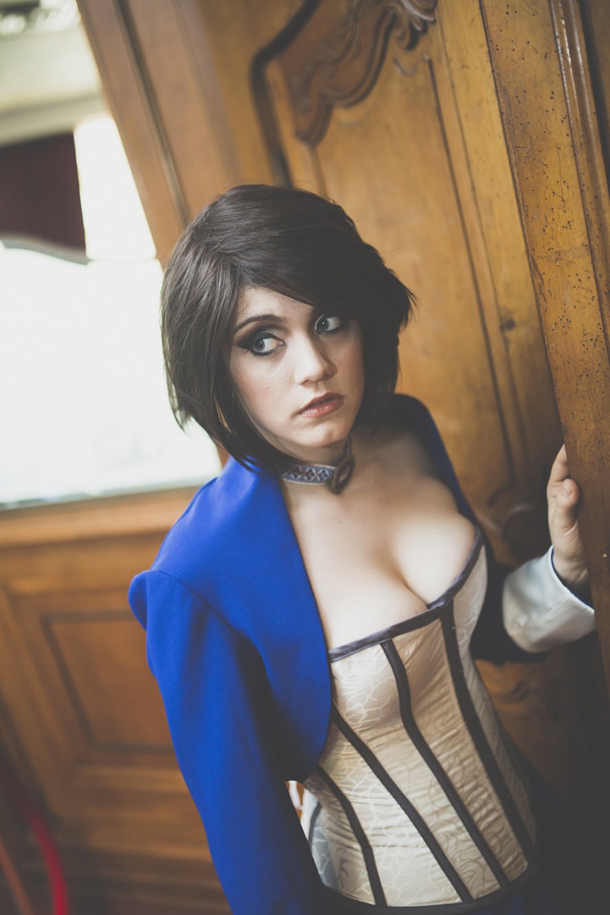 elizabeth-comstock-bioshock-infinite-cosplay-wig-3