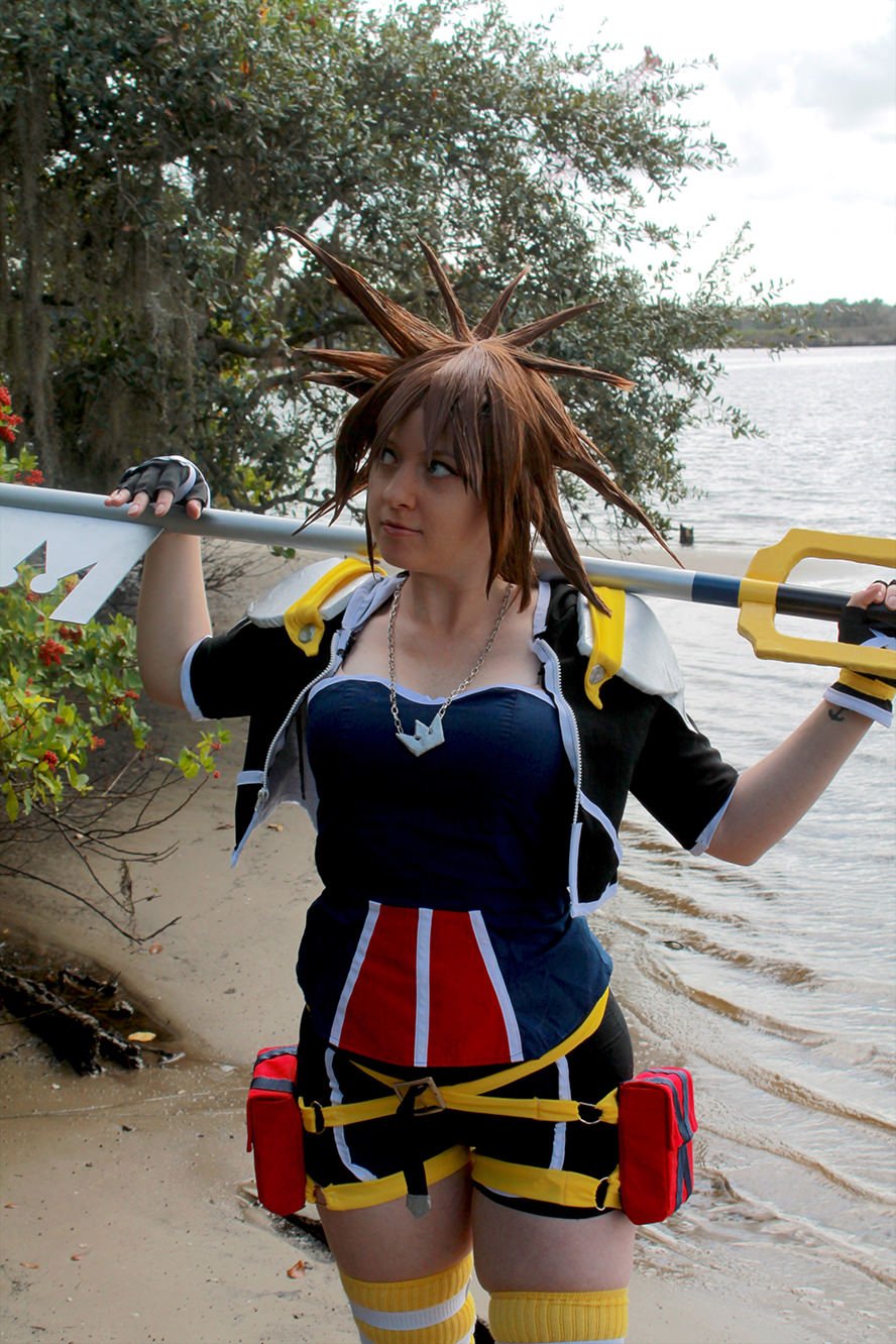 Sora-Kingdom-Hearts-2-cosplay- 1