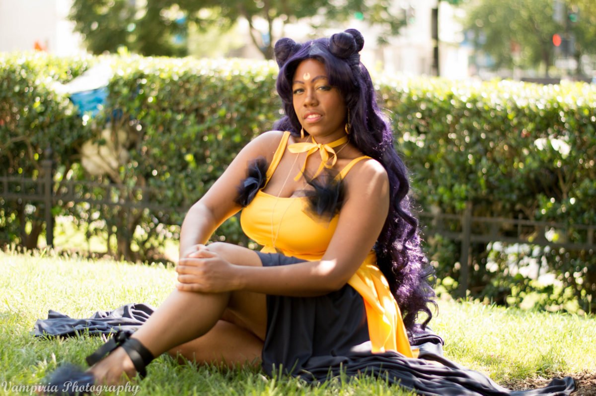 Sailor Moon Luna Cosplay 