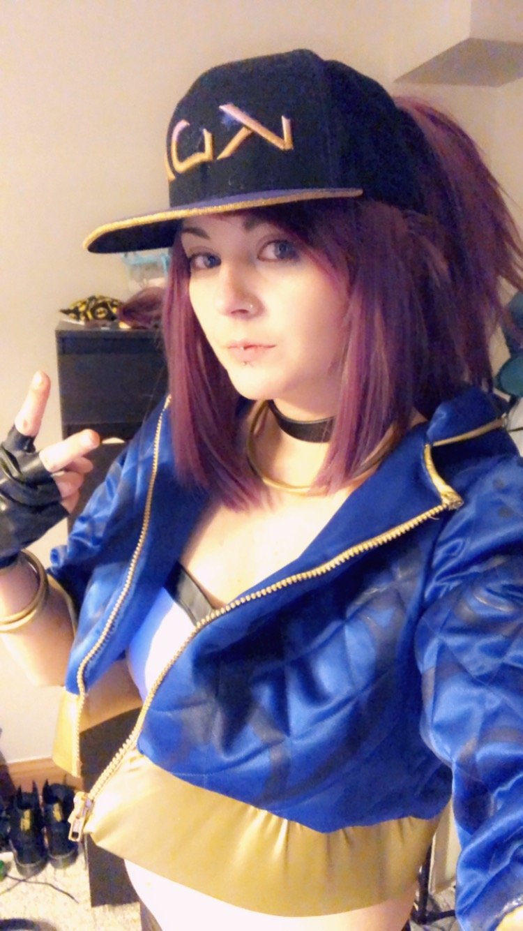 Ruggles Cosplay as KDA Akali from League of Legends - Epic Cosplay Blog